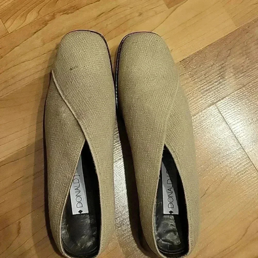 Donald Pliner Made in Spain Mules 8.5 - Picture 1 of 8